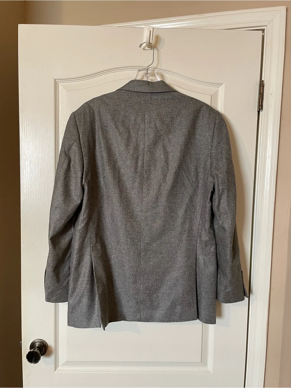 Jos A Bank Signature Collection 100% Silk Sport Coat Blazer Gray 41R Tailored